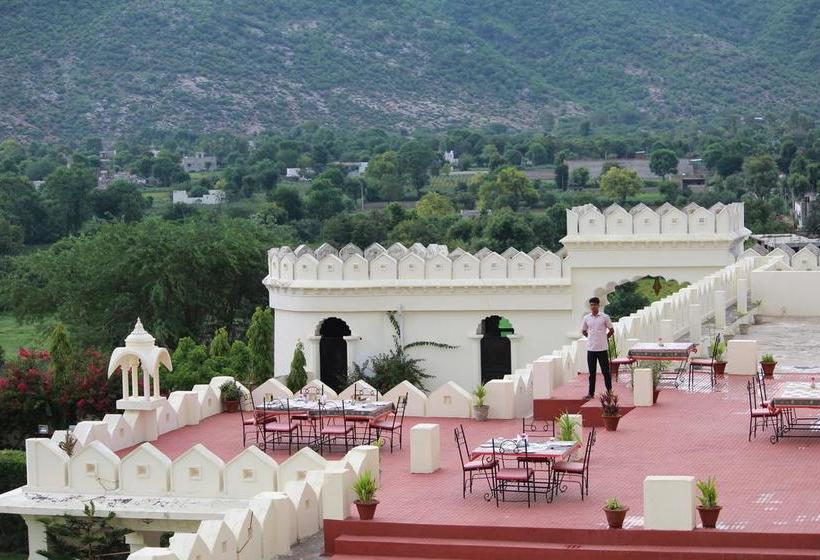 هتل Gulaab Niwas Palace