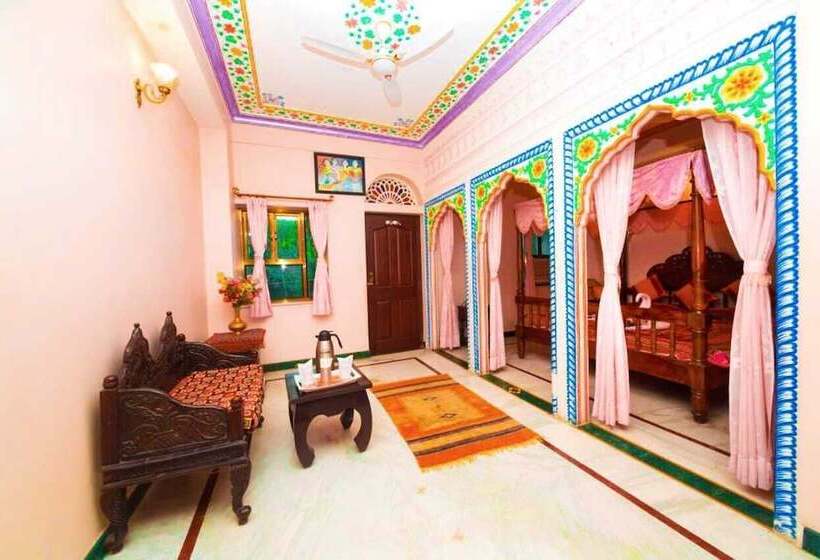 فندق Moonlight Homestay & Hostel