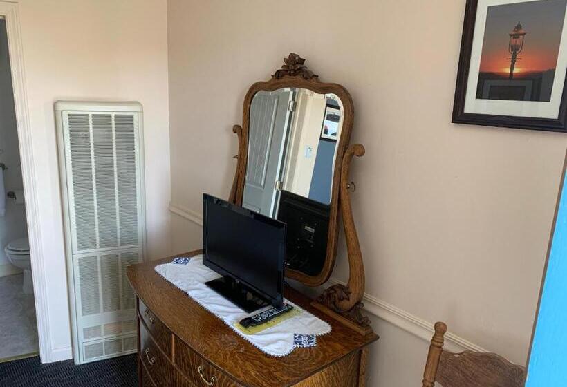 Sugarloaf Mountain Motel