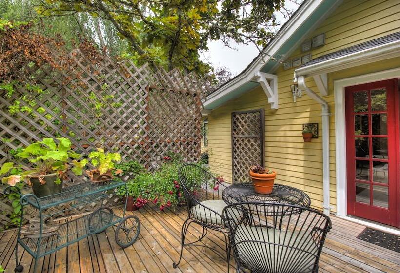 مبيت وإفطار Country Cottage Of Langley