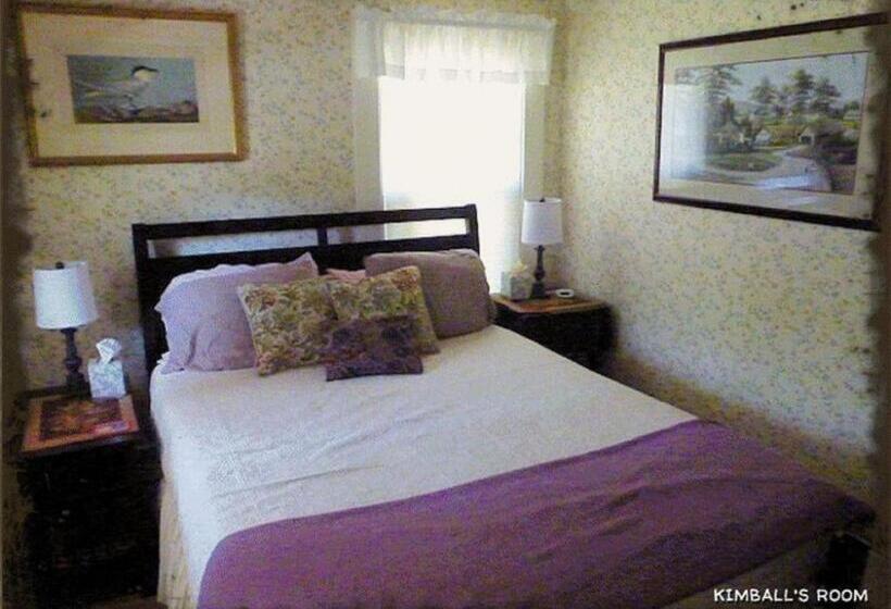 تختخواب و صبحانه Spruce Moose Lodge