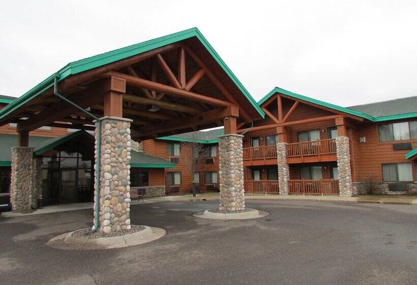 فندق Shell Lake Lodge, A Travelodge By Wyndham