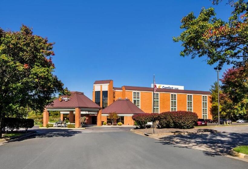 호텔 Comfort Inn Virginia Horse Center