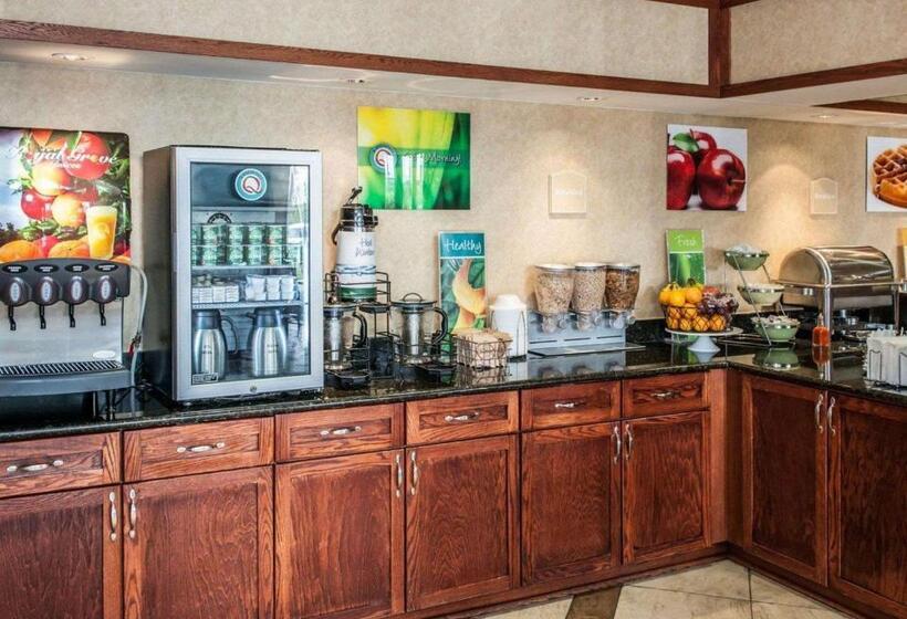 فندق Quality Inn Castleton