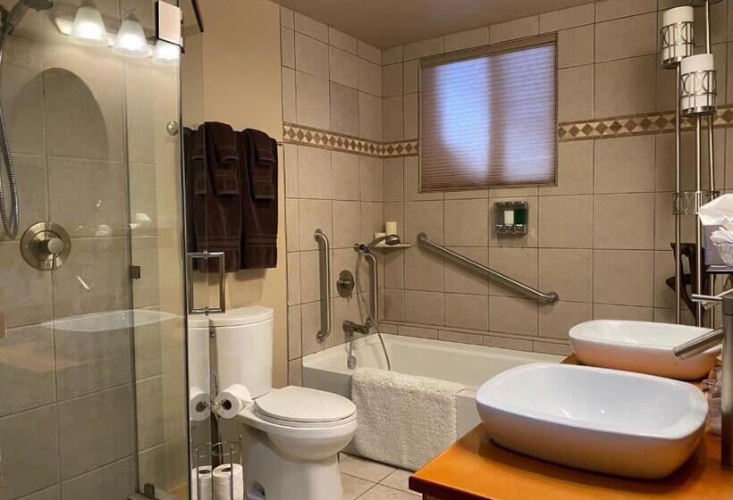 בית מלון כפרי Twisp River Suites