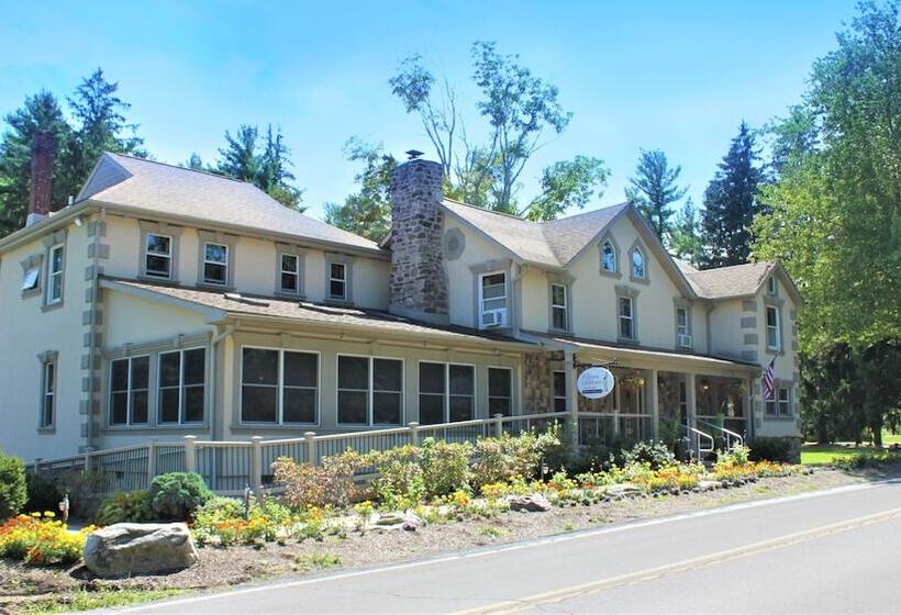 Отель Woodfield Manor   A Sundance Vacations Property