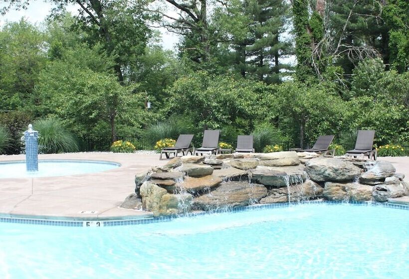 Отель Woodfield Manor   A Sundance Vacations Property