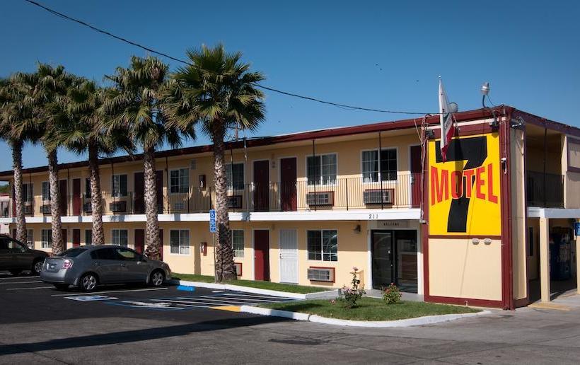 Motel 7   Near Six Flags, Vallejo   Napa Valley