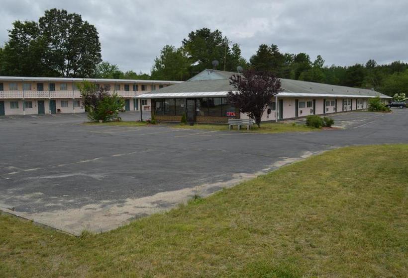 汽车旅馆  Nashoba Valley Inn & Suites