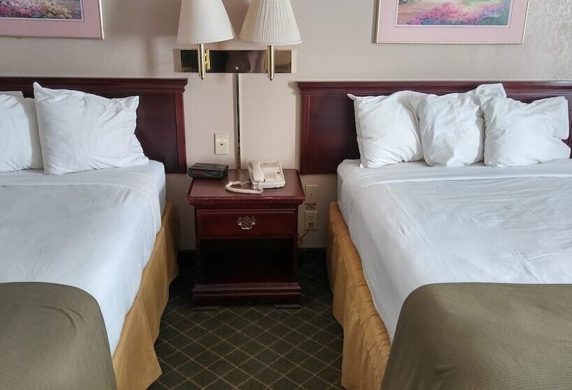 Мотель Briarwood Inn Of Sparta