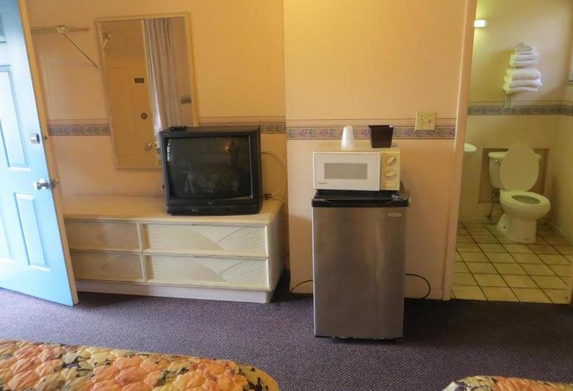 فندق على الطريق Budget Inn