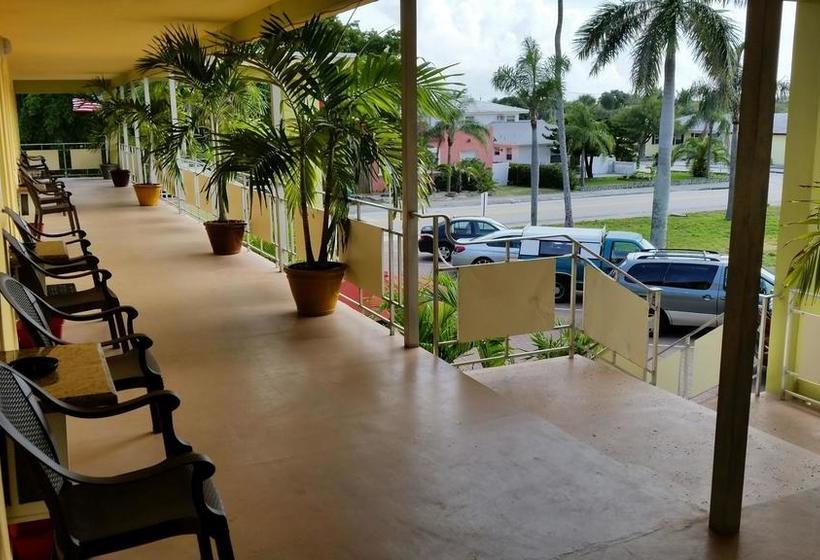 فندق على الطريق Capri Apartments