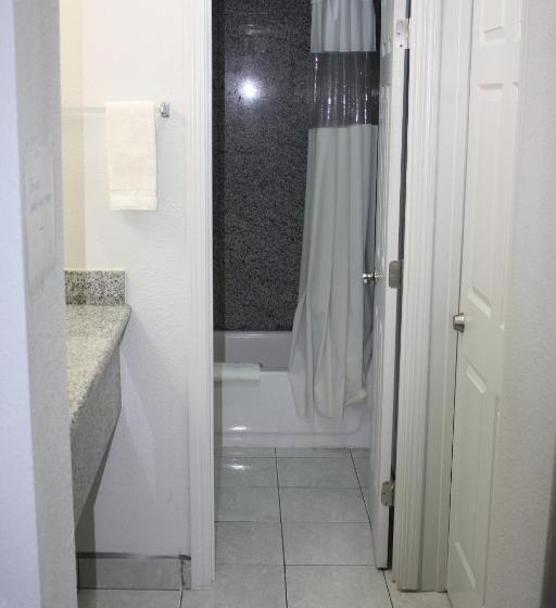 모텔 Deluxe Inn Fort Stockton