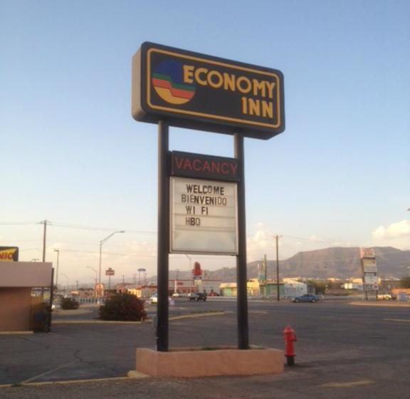 فندق على الطريق Economy Inn Alamogordo