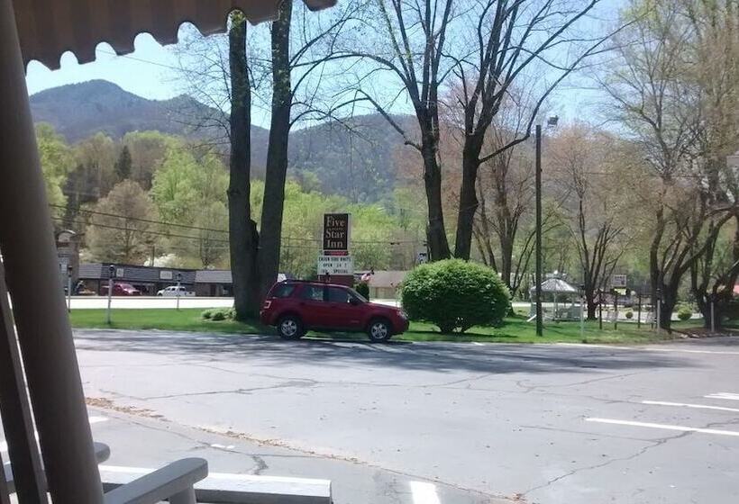 مُتل Five Star Inn