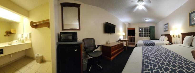 فندق على الطريق Flamingo Inn