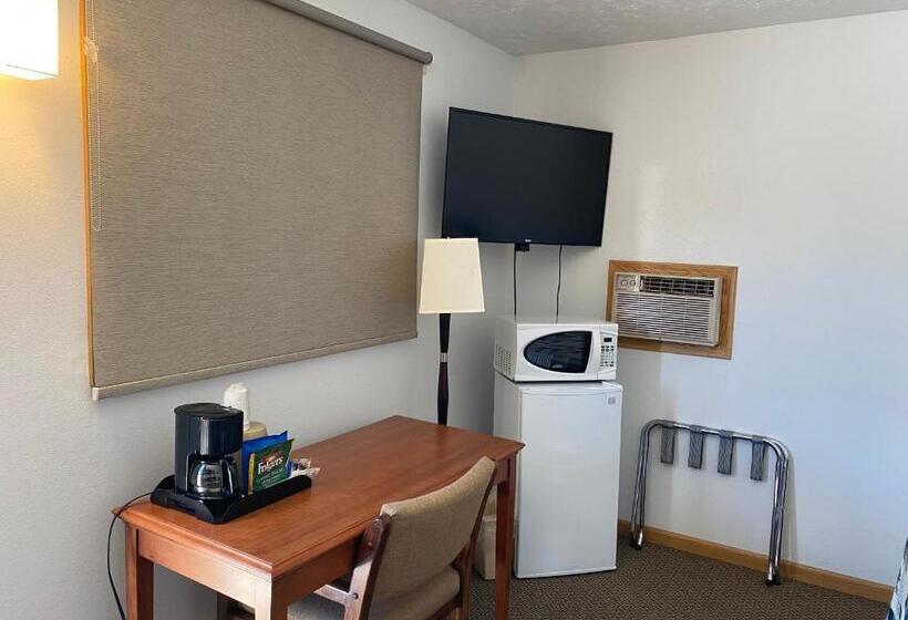 فندق على الطريق Holiday Lodge