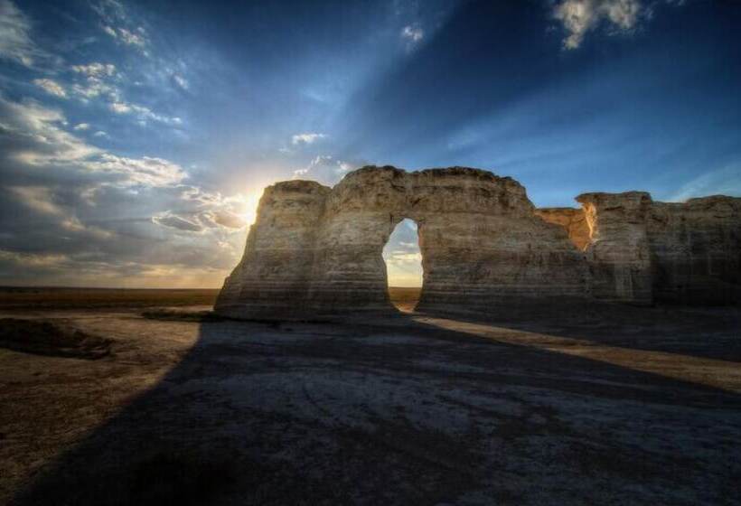 فندق على الطريق Kansas Country Inn