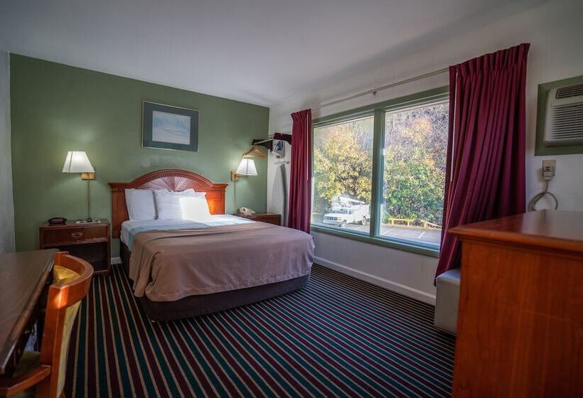 汽车旅馆  Mahoning Inn