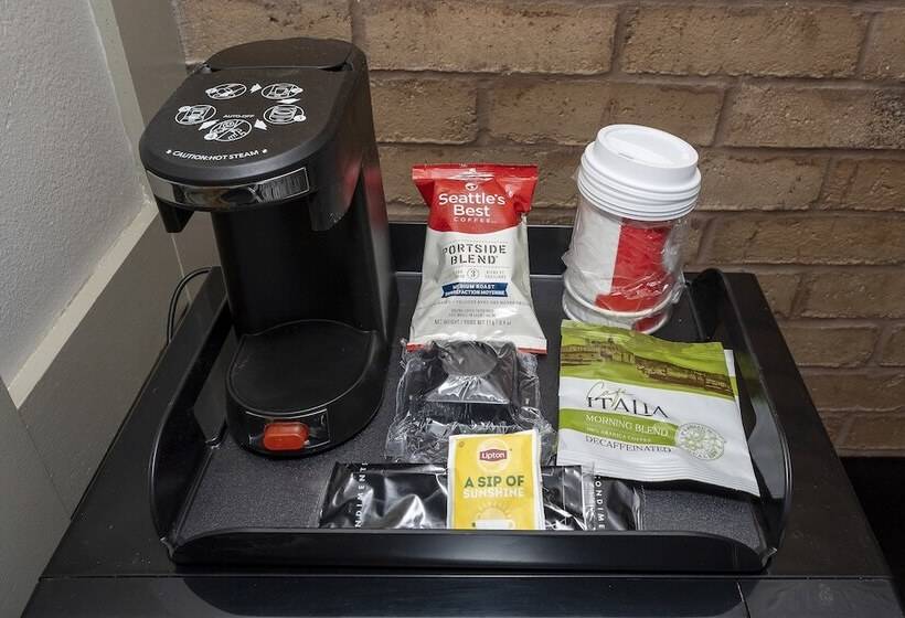 فندق على الطريق Red Roof Inn Monroe