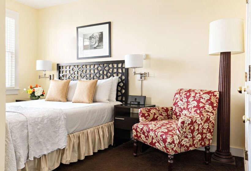 استراحتگاه Brass Key Guesthouse Adults Only