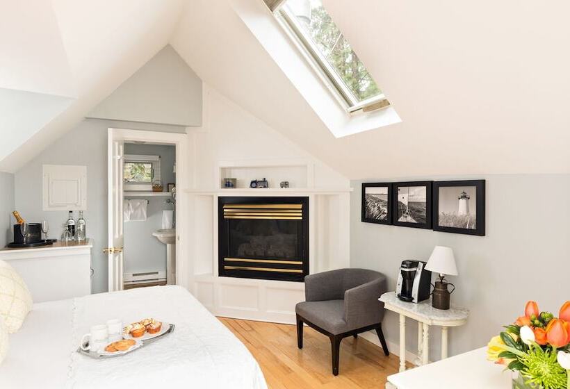 استراحتگاه Brass Key Guesthouse Adults Only