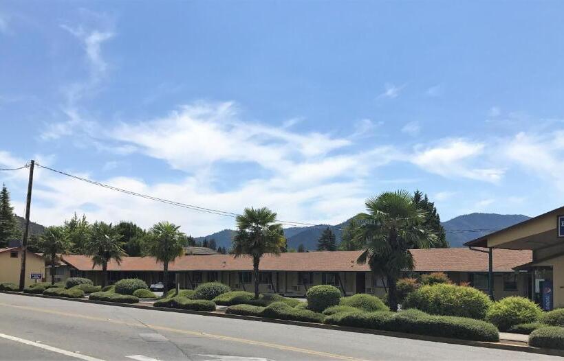 فندق Bestway Inn