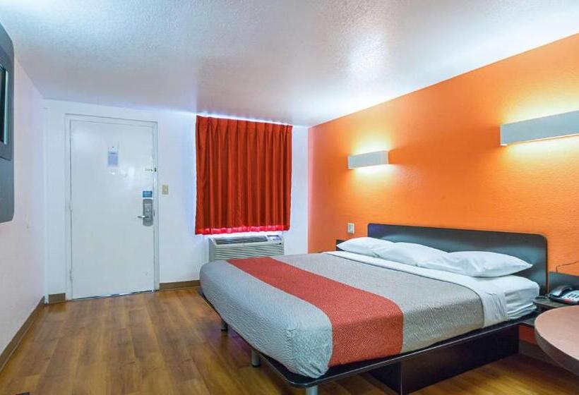 Motel 6 Round Rock, Tx