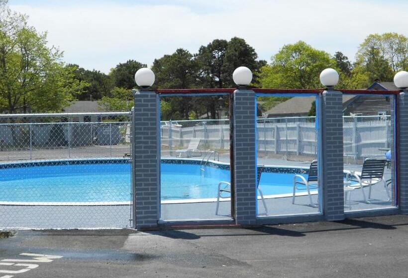 مُتل Cape Shore Inn