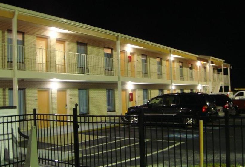 فندق على الطريق Magnolia Inn Laurens