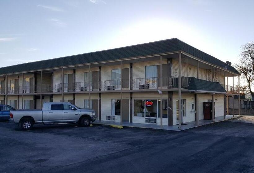 汽车旅馆  Plaza Inn Springfield