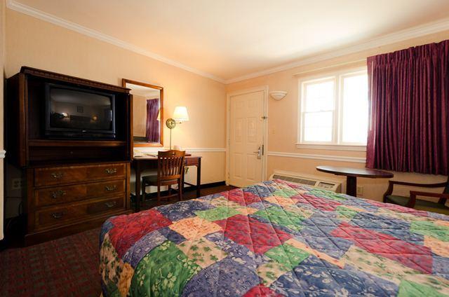 汽车旅馆  Rodeway Inn Fairfax