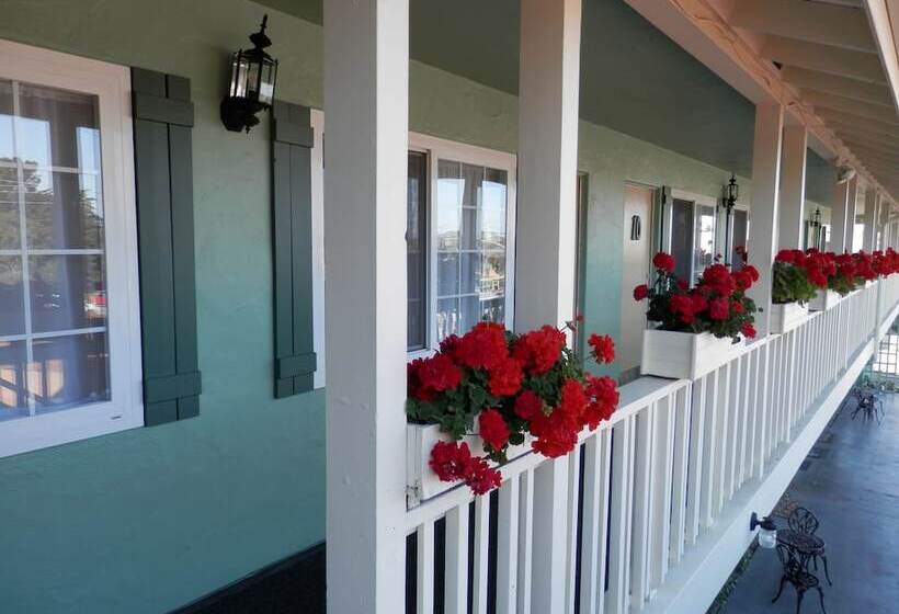 فندق على الطريق Villa Franca Inn