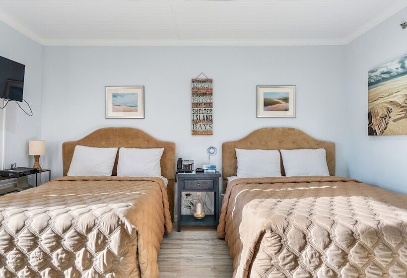 منتجع Windward Shores