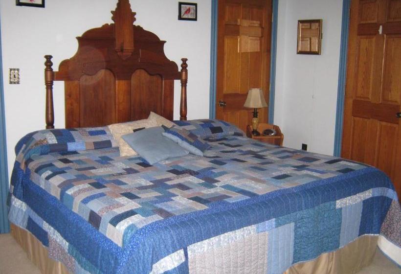 The Harkins House Inn Bed & Breakfast