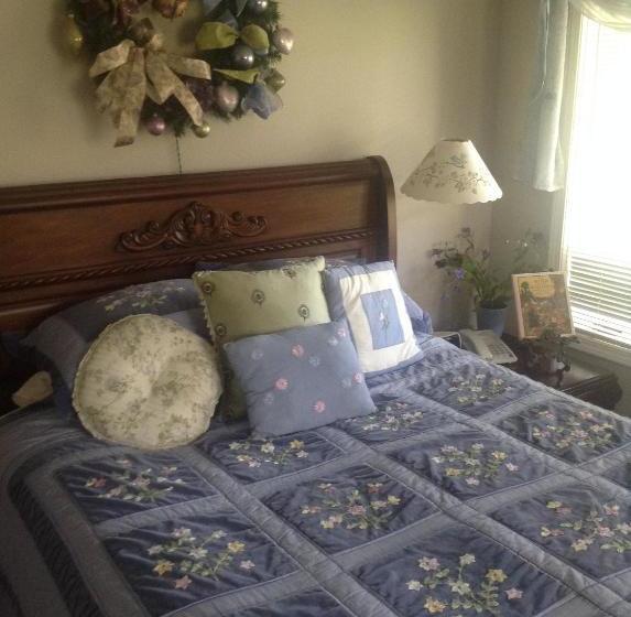 Toad Hall Manor Bed And Breakfast