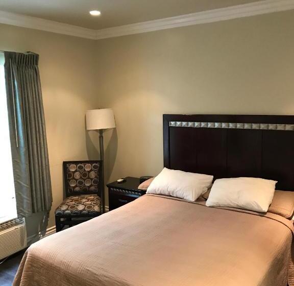 Trylon Hotel   Hollywood