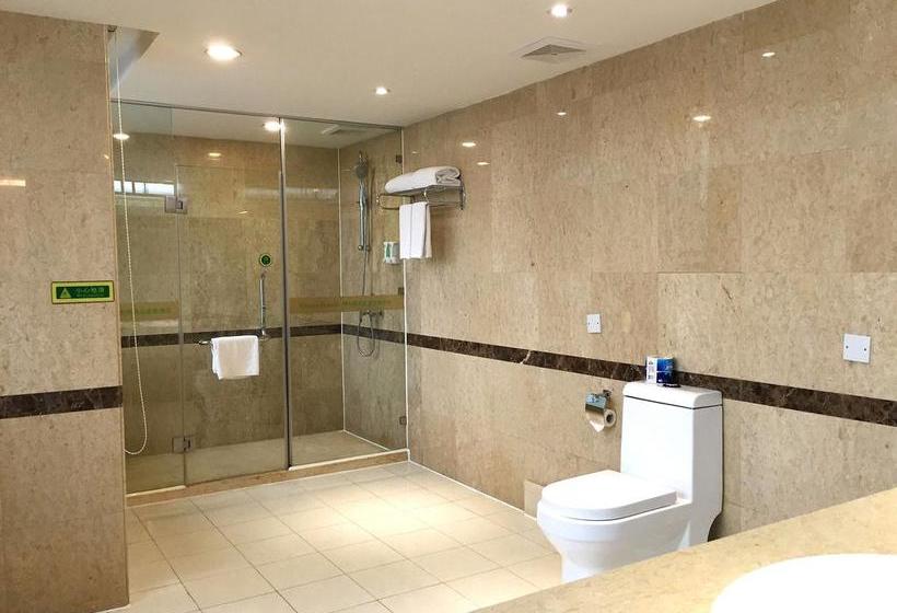 Отель Vienna  Wuhan International Convention And Exhibition Centre