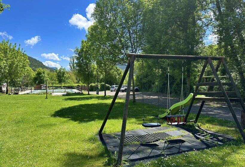 Hostel Backpacker Solopuent