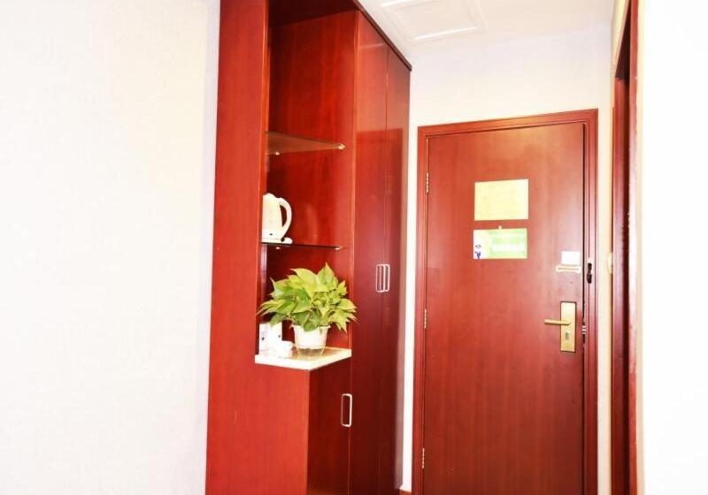 Отель Greentree Inn Jiangsu Suzhou International Film City South Jinshan Road Express