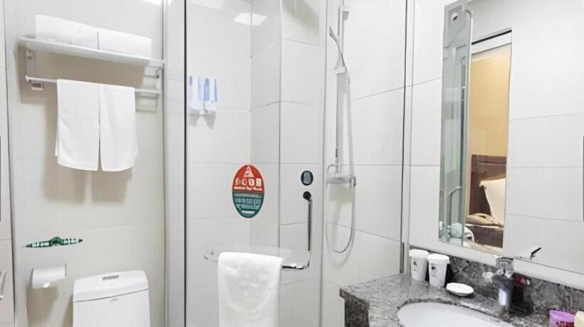 酒店 Greentree Inn Puyang Pushang Huanghe Road