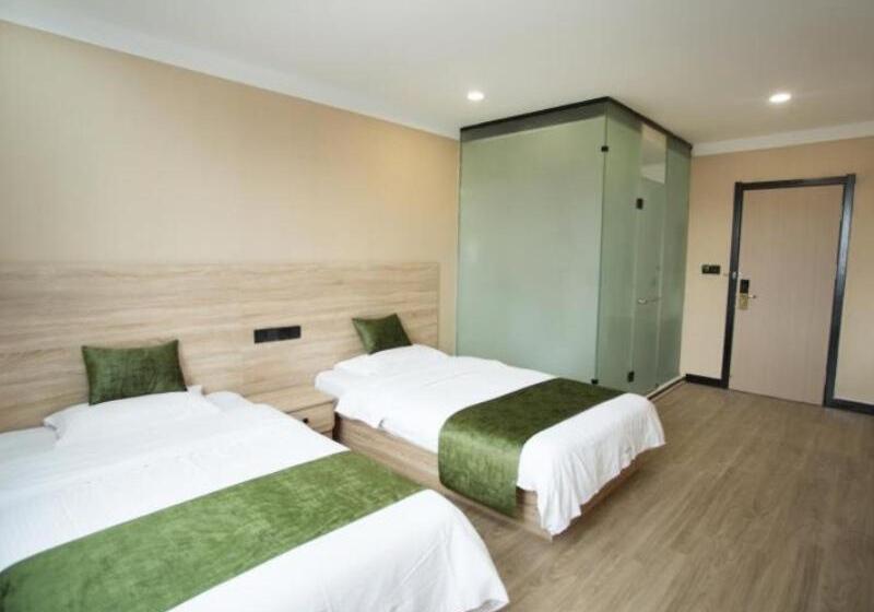 בית מלון כפרי Greentree Inn Shandong Linyi Bus Station Express