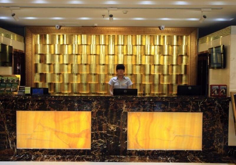 Отель Greentree Inn Shandong North Weihai Station North International Bathing Beach Business