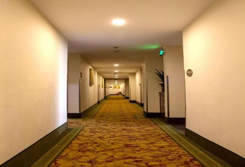 هتل Greentree Inn Shanghai  Hongqiao Hub Convention Center Jinghua Road Shell