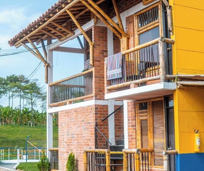 هتل Palmas De Santa Elena