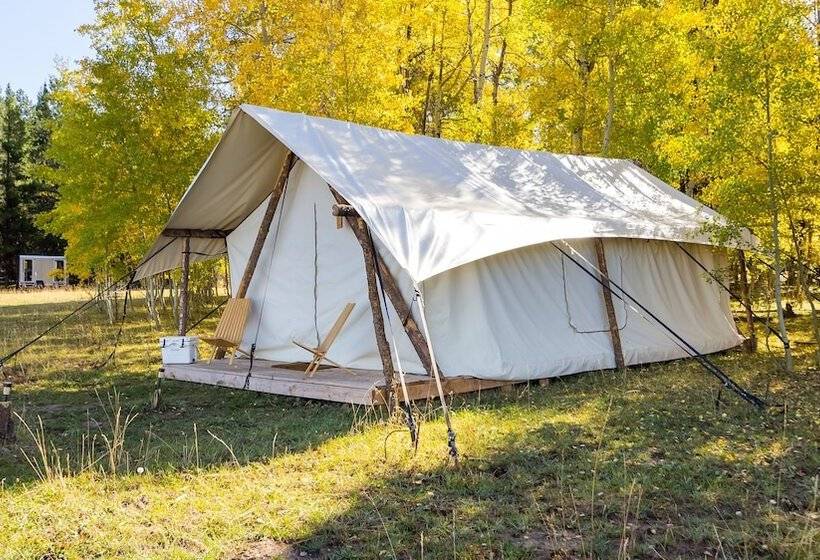 בית מלון כפרי Safari Glamping
