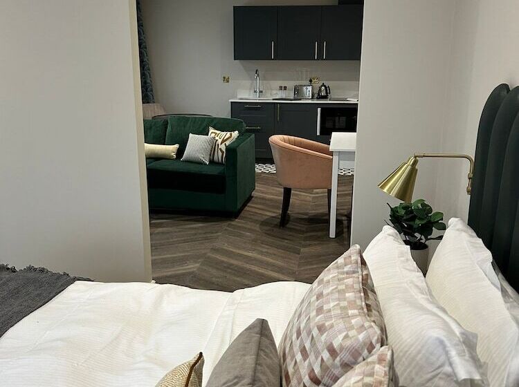 هتل Thehillbrooksherborne