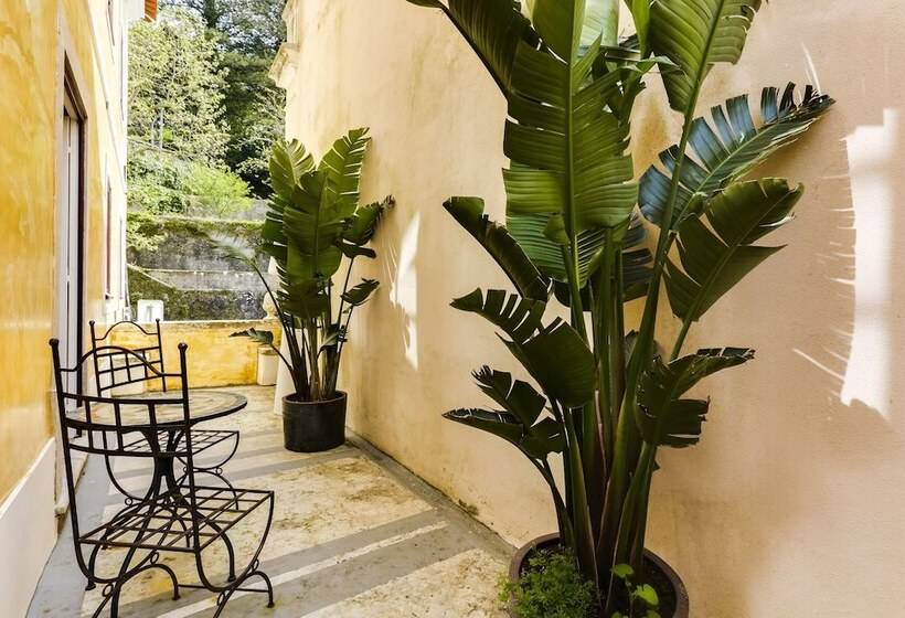بنسيون Luxa Charm House