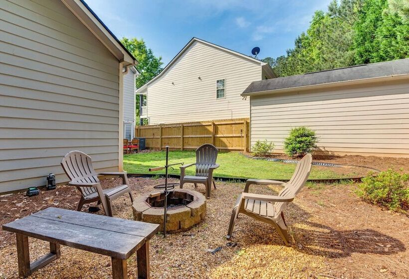 Canton Home W/ Fenced Yard: 6 Mi To Lake Allatoona
