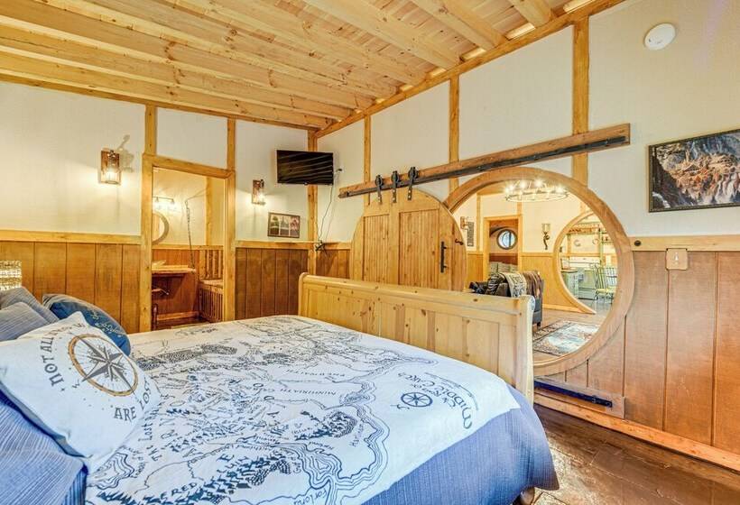 Hobbit Themed House On 6 Acres In Cosby